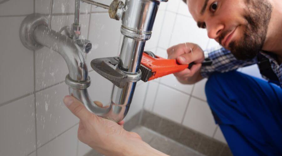 Professional same day plumber services in Levelland, TX
